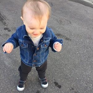 Meet your Posher, Charee